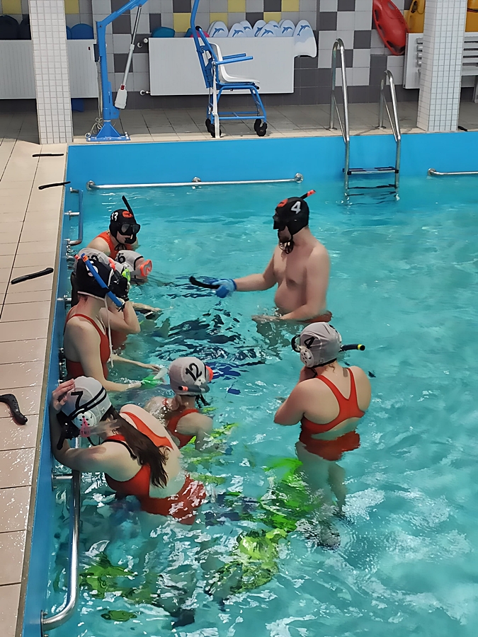 Hokej pod wodą Walenie Siemianowice Śląskie Trening 20 I 2024